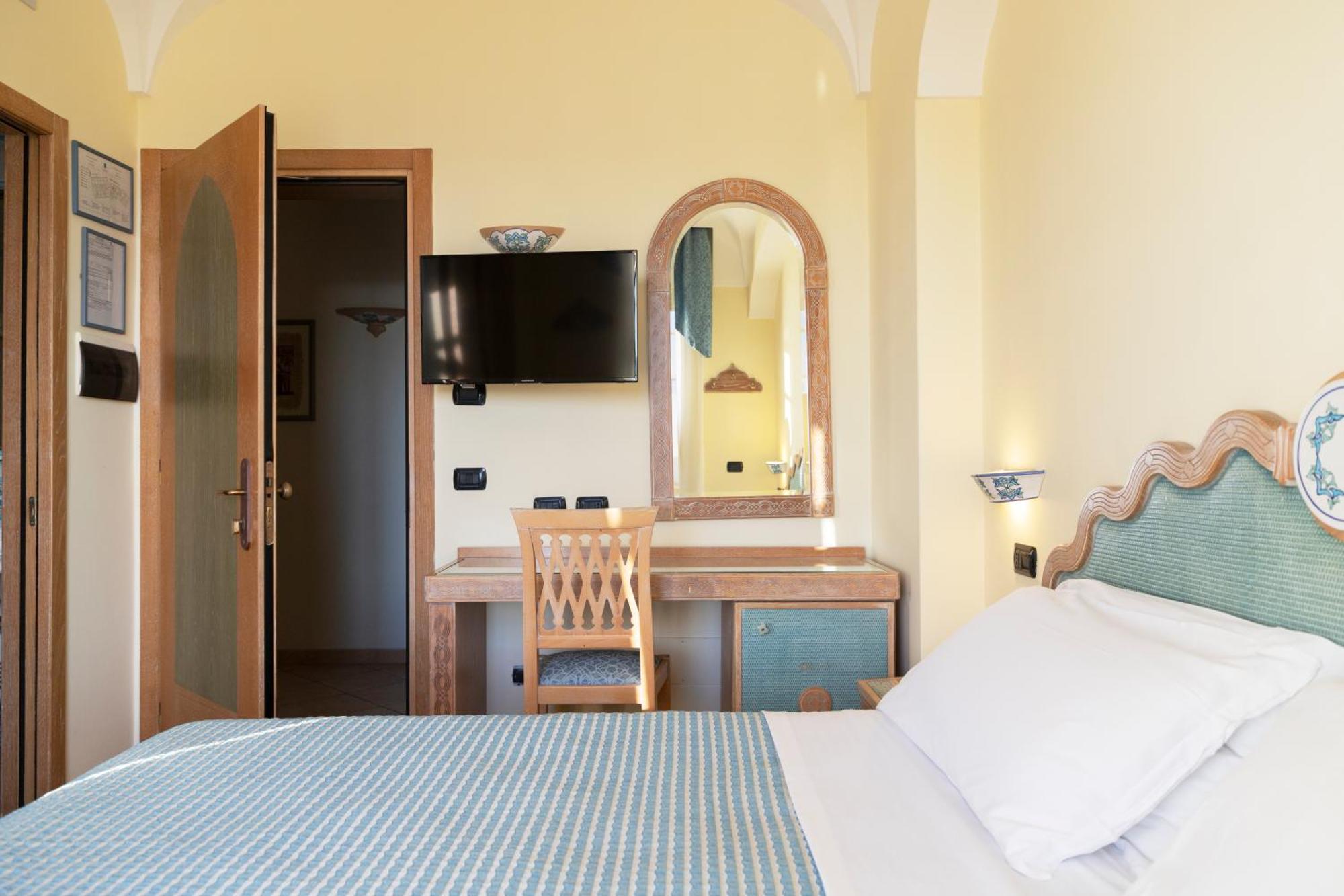 Hotel Punta Imperatore Forio di Ischia Dış mekan fotoğraf